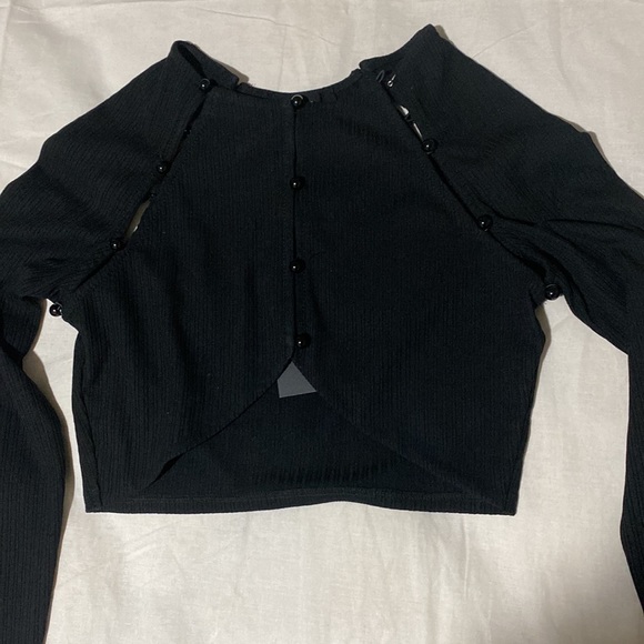 H:ours Diara top in black - Picture 6 of 9